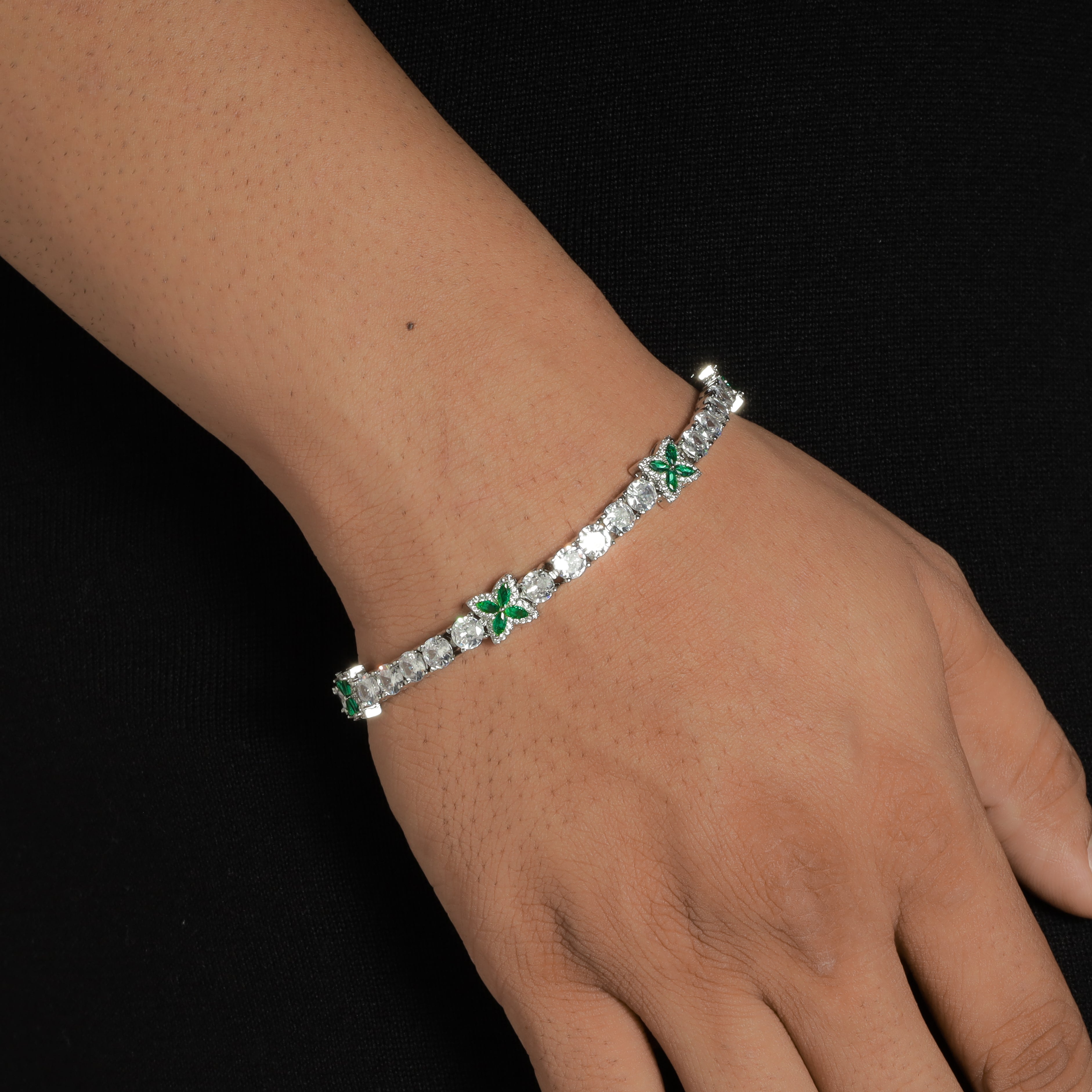 Emerald Clover Tennis Bracelet