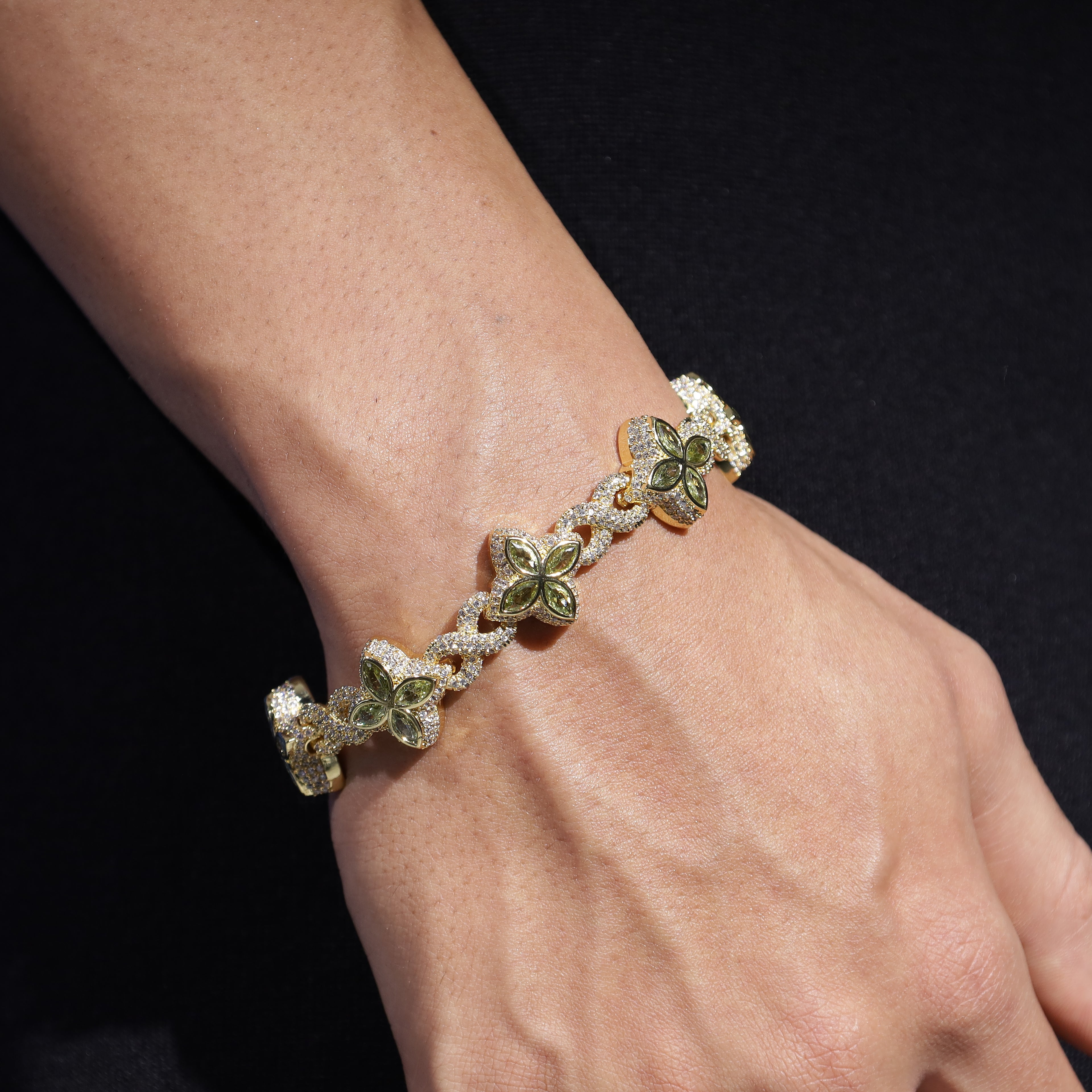 Bling Infinity Clover Bracelet Olive