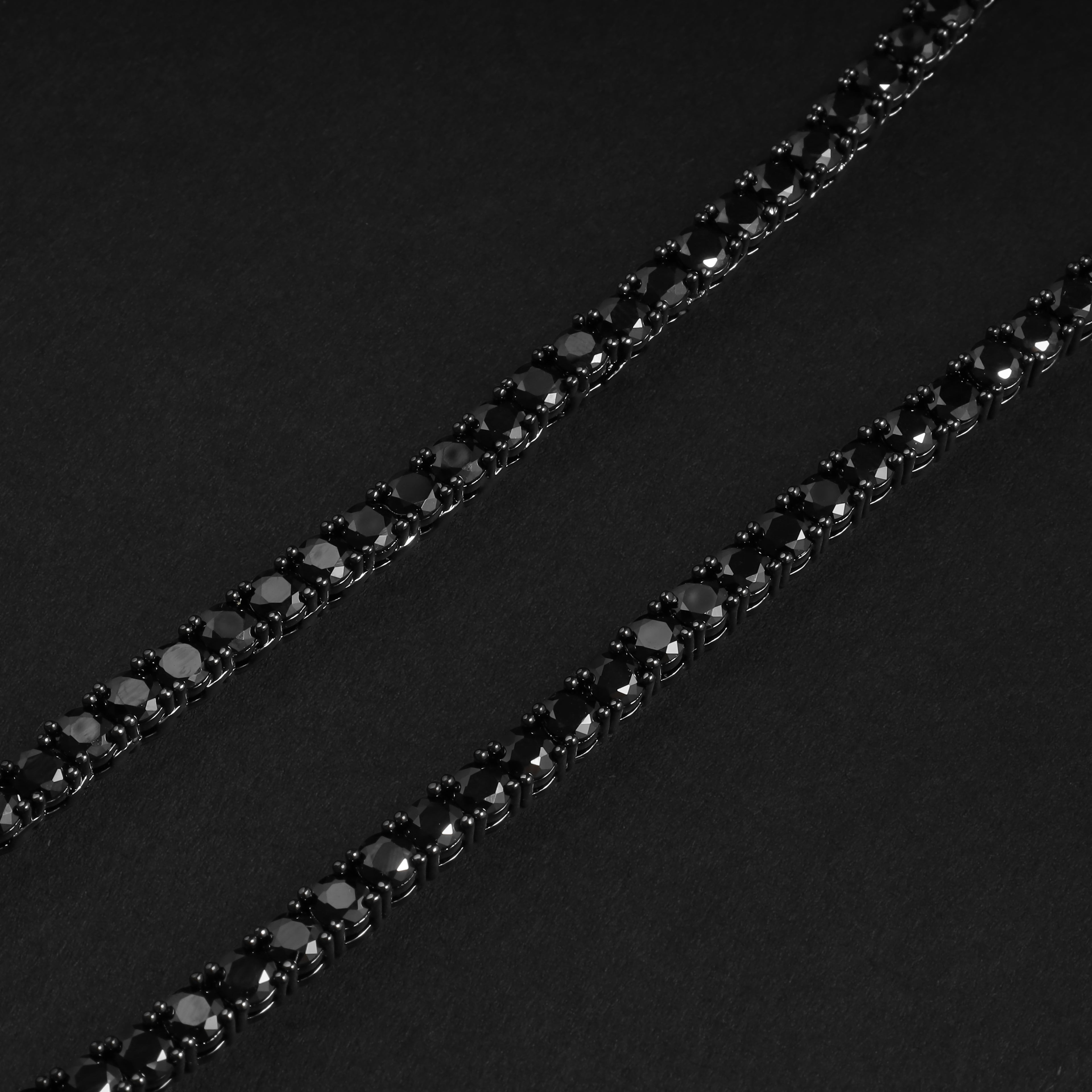 Black Tennis Chain (PREORDER NO COD HIGH DEMAND)